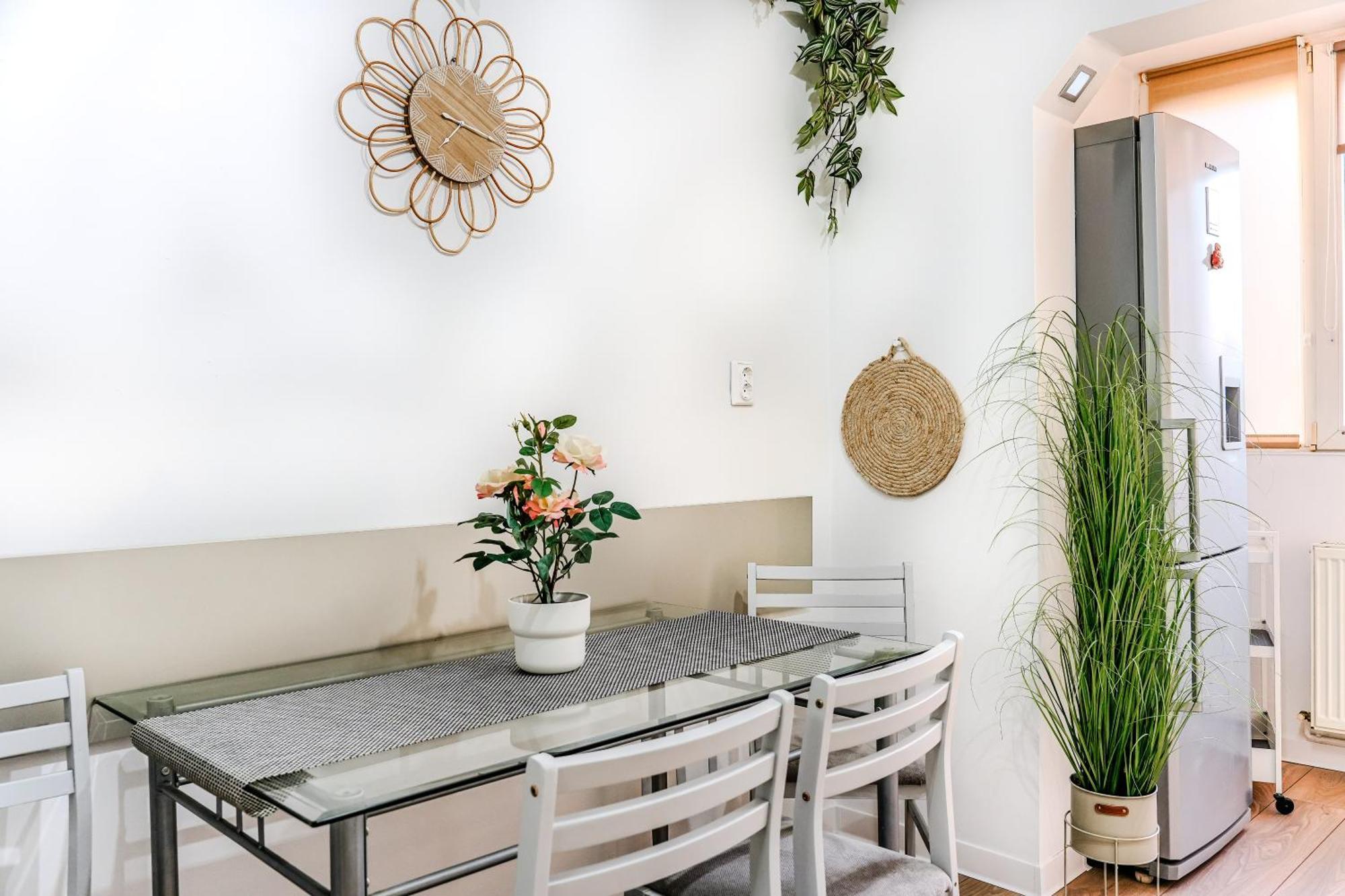 Family Stay - Calliope Apartment - By Openhouse تيميشورا المظهر الخارجي الصورة