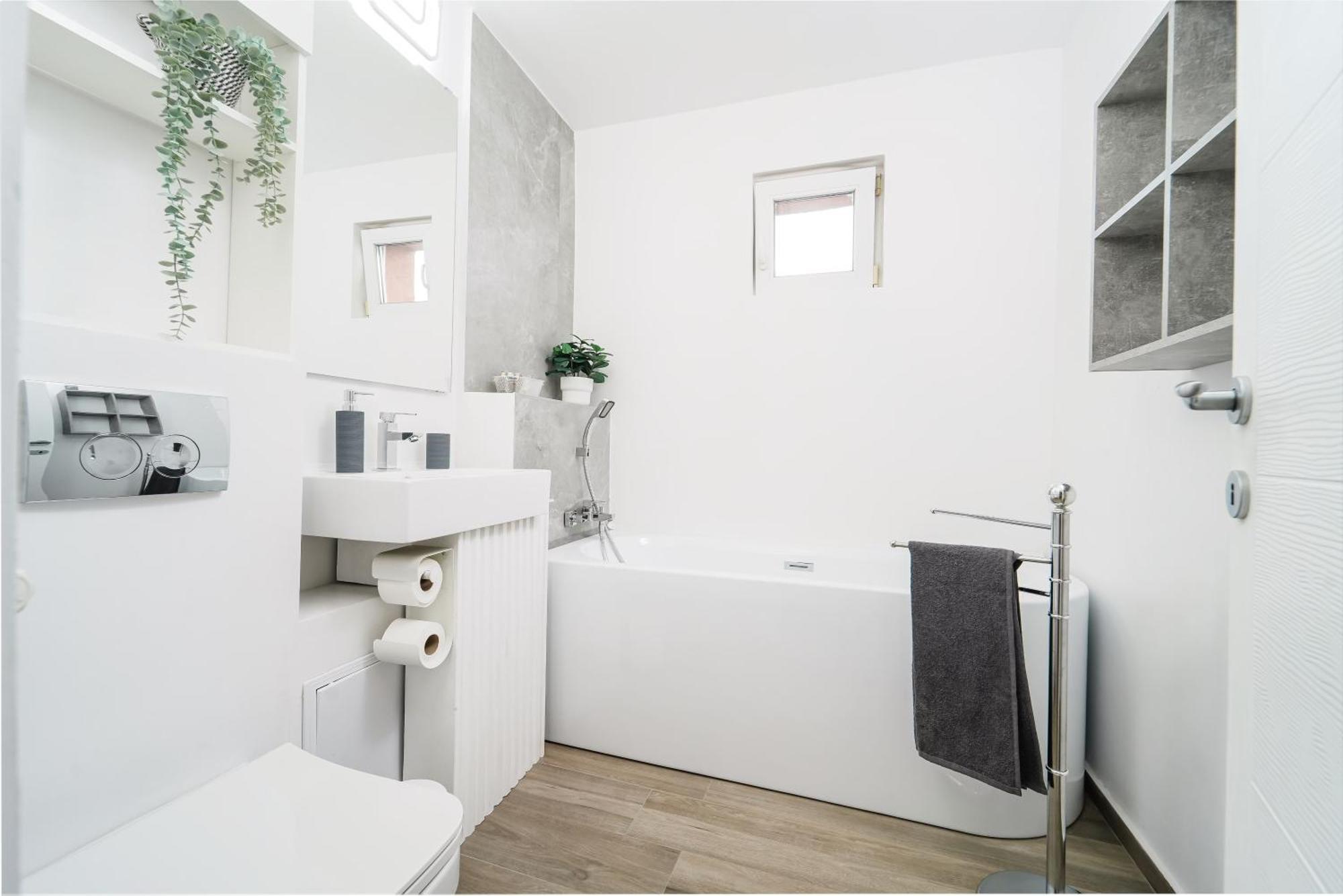 Family Stay - Calliope Apartment - By Openhouse تيميشورا المظهر الخارجي الصورة